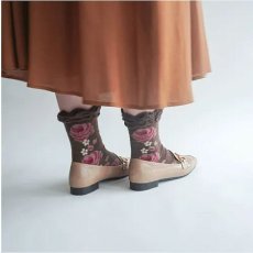 画像9: エトワール海渡　ギュレ　カシミヤ混　大バラ柄　靴下《6色、22〜25cm》 3足入【5%特別ポイント品】 (9)
