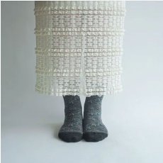 画像5: エトワール海渡　ギュレ　カシミヤ混　お花柄　靴下《3色、22〜25cm》 3足入【5%特別ポイント品】 (5)