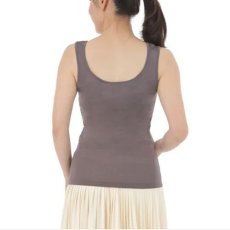 画像2: シルク100%　胸パット付き　タンクトップ《M・L、3色》 (2)