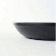 画像4: BUNACO　浅型ボウル　黒　【青森のブナ使用】《黒のみ、24×18.2×H4.5cm》 (4)