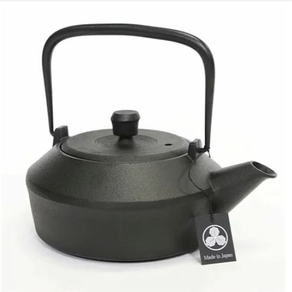 画像1: 南部鉄器　鉄瓶　松風　1L　【IH対応】《胴回り直径：約16cm》 (1)